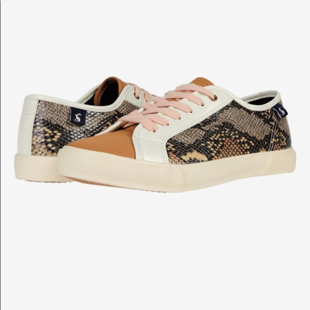 JOULES “COAST PUMP” SNEAKERS. SIZE 8. SNAKE PRINT. NWOT.